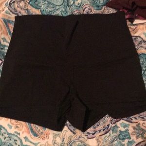 Lululemon booty shorts